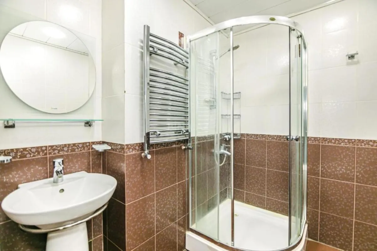 Kirayə verilir 3 otaqlı mənzil 128 m²