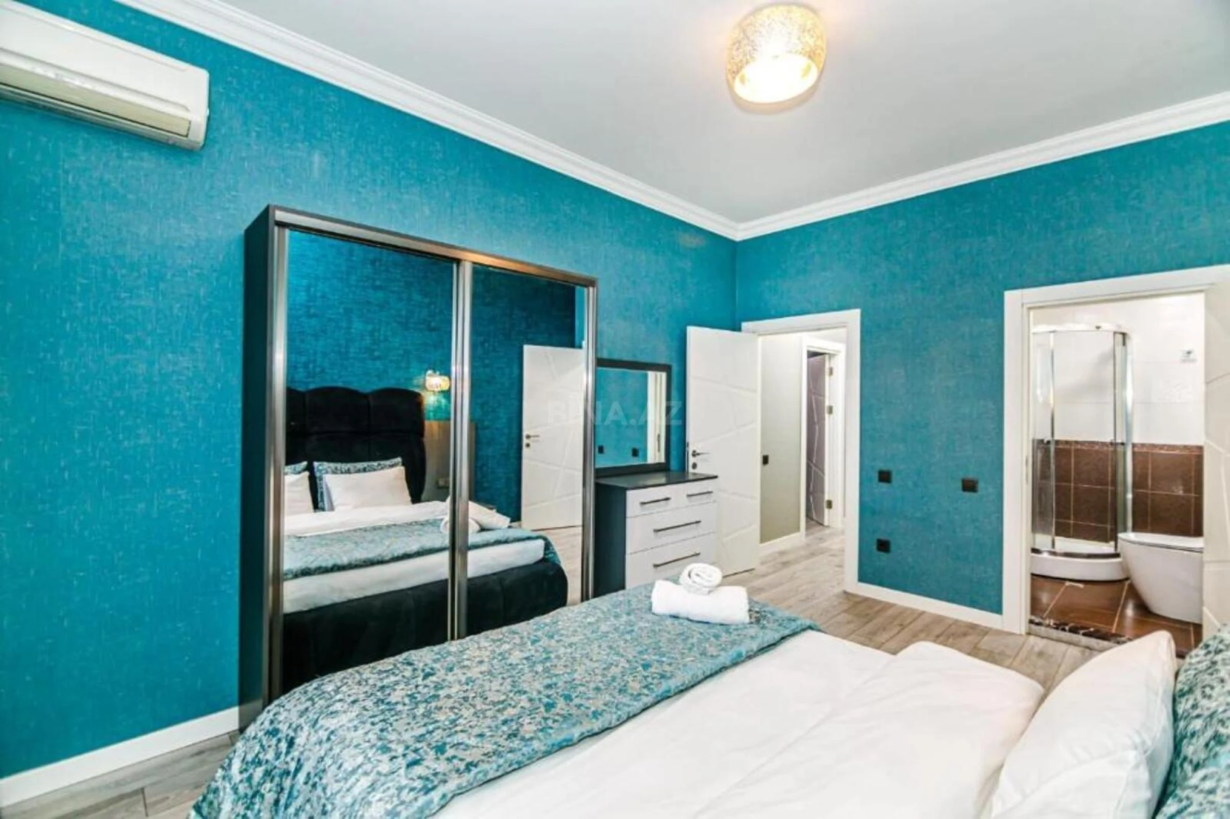 Kirayə verilir 3 otaqlı mənzil 128 m²