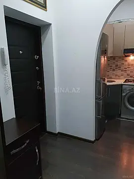 Satılır 2 otaqlı mənzil 70 m²