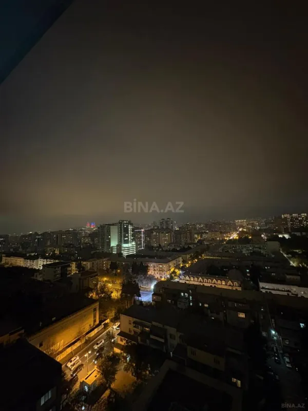 Satılır 2 otaqlı mənzil 76 m²