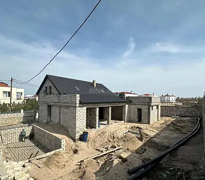 Satılır 6 otaqlı həyət evi 320 m²