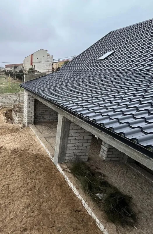 Satılır 6 otaqlı həyət evi 320 m²