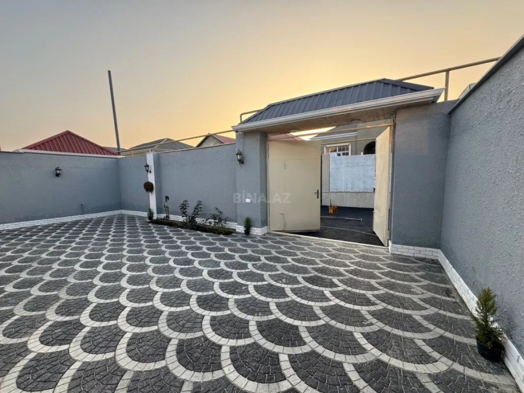 Satılır 4 otaqlı həyət evi 120 m²