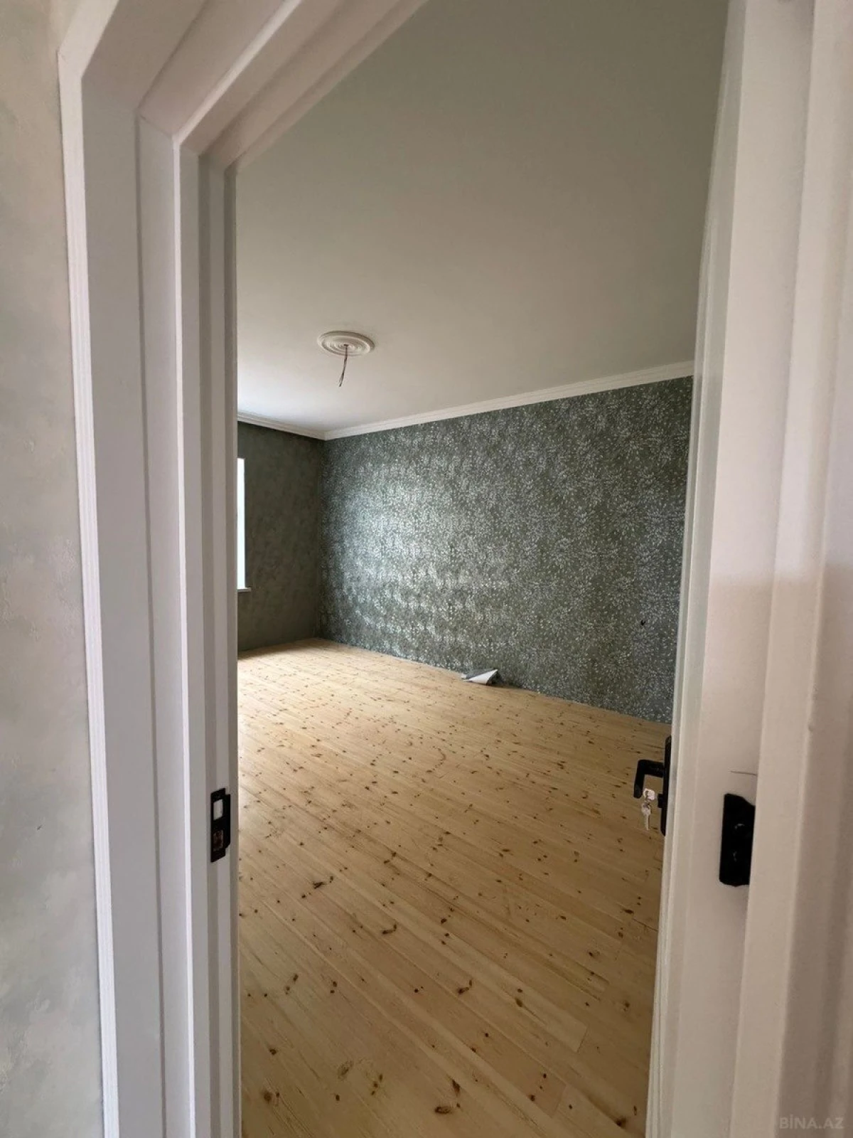 Satılır 4 otaqlı həyət evi 120 m²