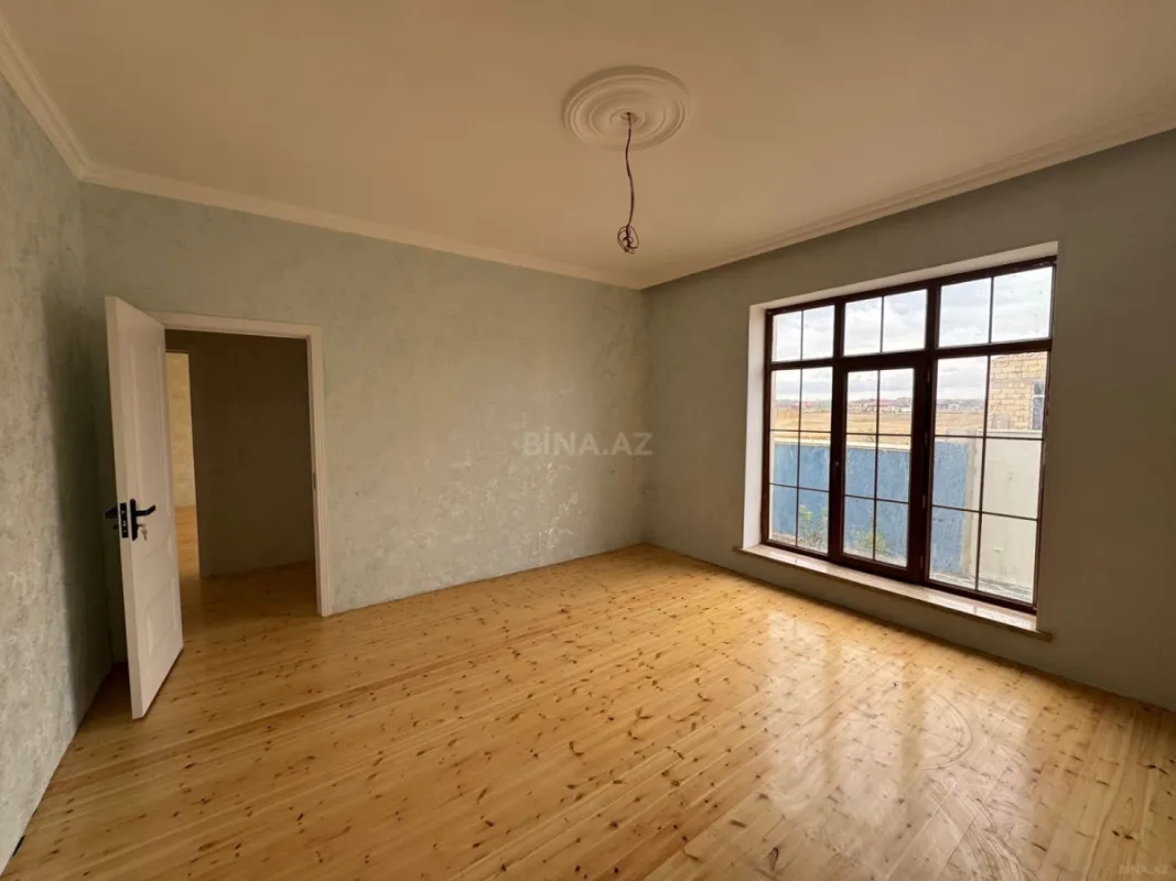 Satılır 4 otaqlı həyət evi 120 m²