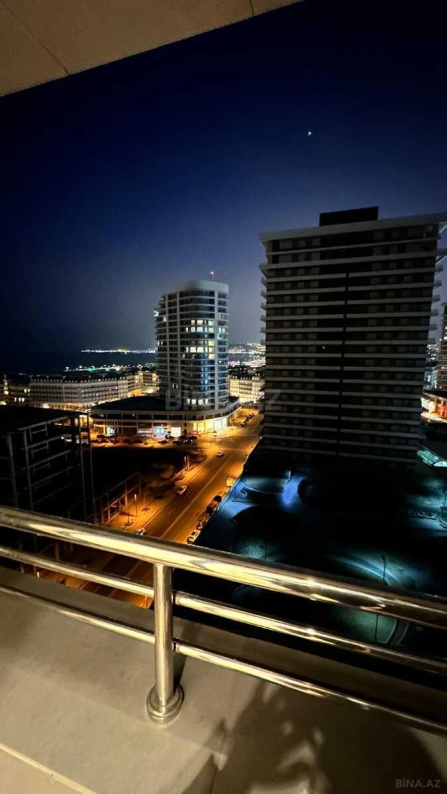 Kirayə verilir 2 otaqlı mənzil 65 m²