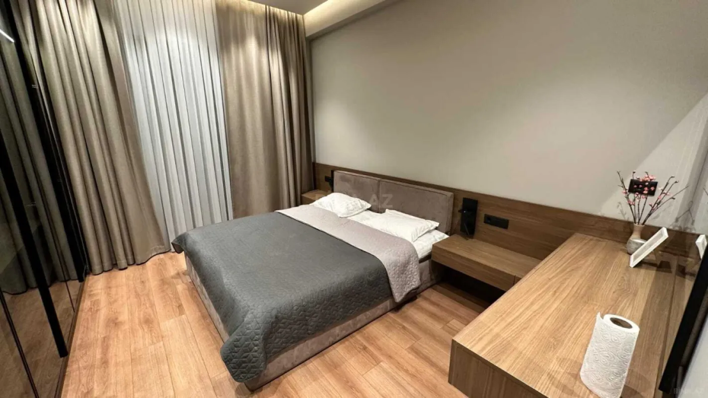 Kirayə verilir 2 otaqlı mənzil 65 m²