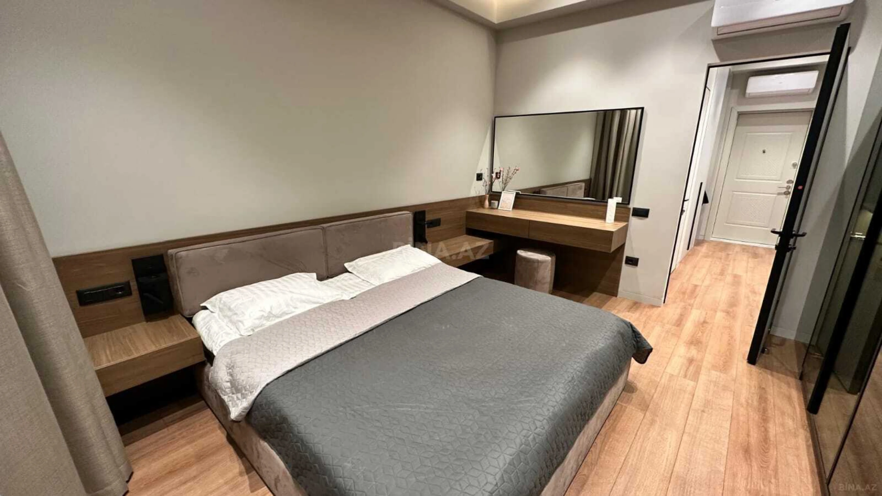 Kirayə verilir 2 otaqlı mənzil 65 m²