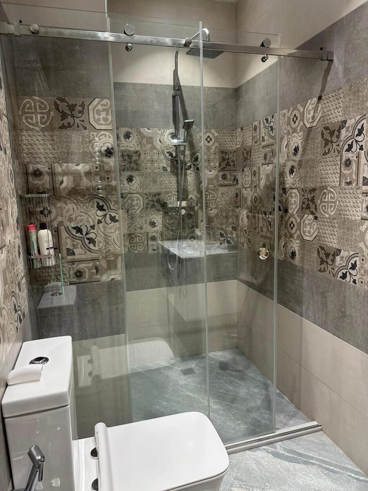 Kirayə verilir 3 otaqlı mənzil 160 m²