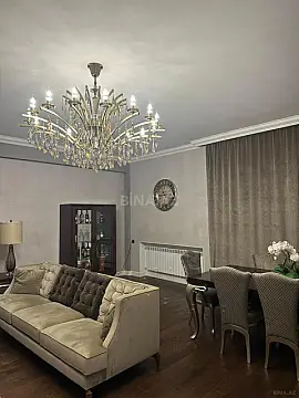 Kirayə verilir 3 otaqlı mənzil 160 m²
