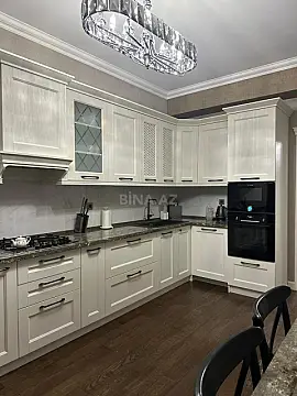 Kirayə verilir 3 otaqlı mənzil 160 m²