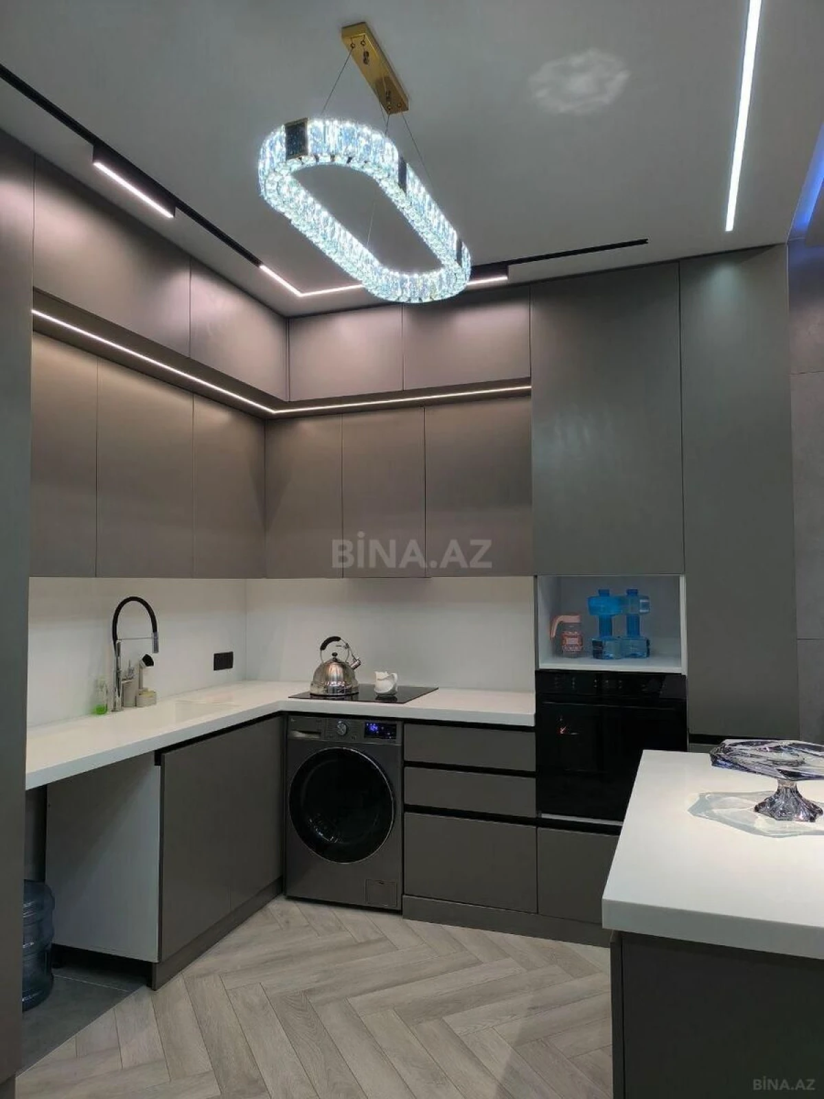 Satılır 3 otaqlı mənzil 86 m²
