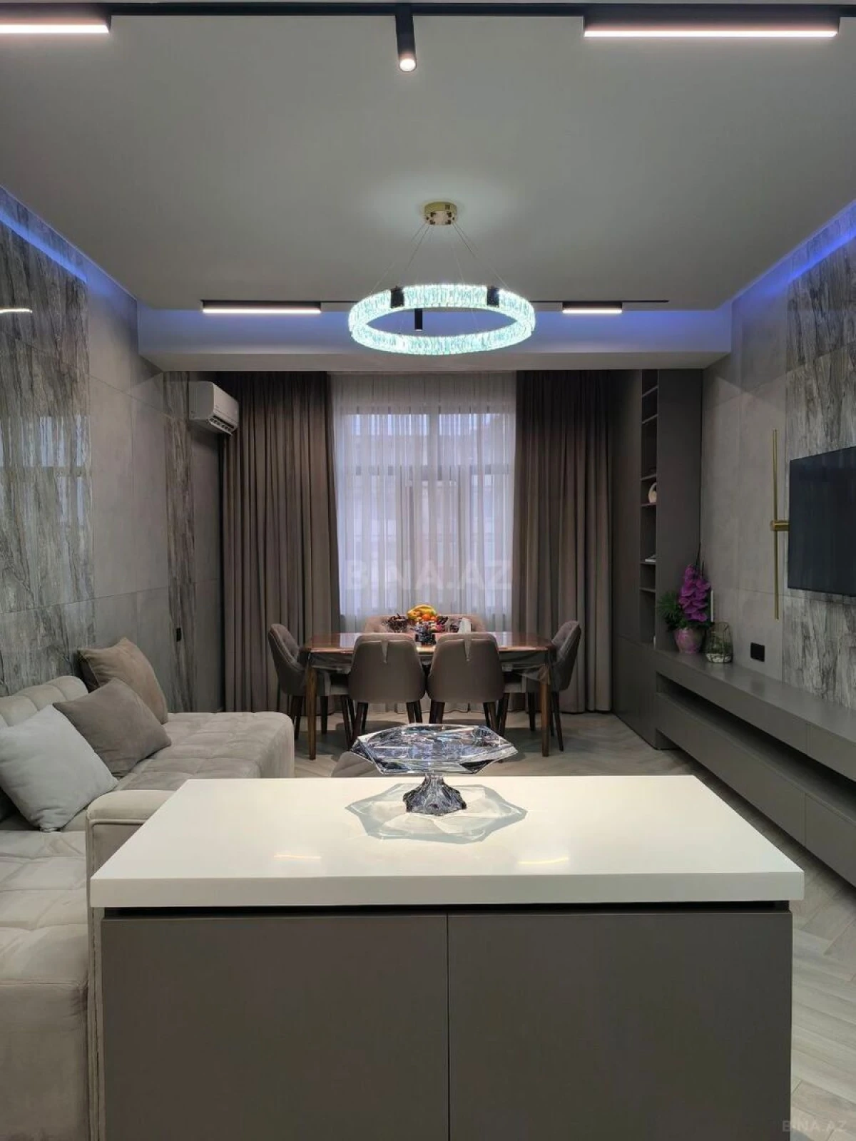 Satılır 3 otaqlı mənzil 86 m²