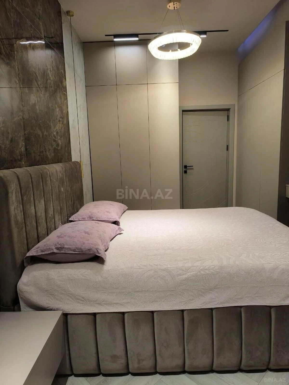 Satılır 3 otaqlı mənzil 86 m²
