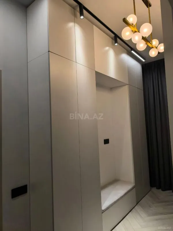 Satılır 3 otaqlı mənzil 86 m²