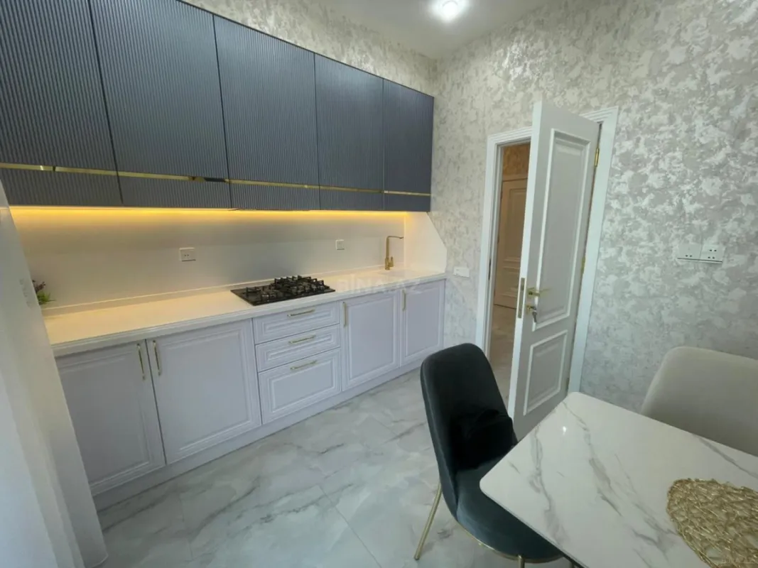 Satılır 3 otaqlı mənzil 87 m²