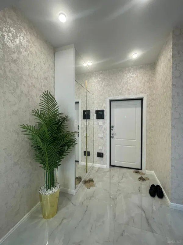 Satılır 3 otaqlı mənzil 87 m²