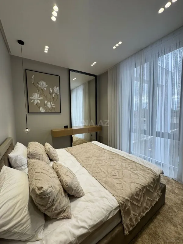 Satılır 4 otaqlı həyət evi 250 m²