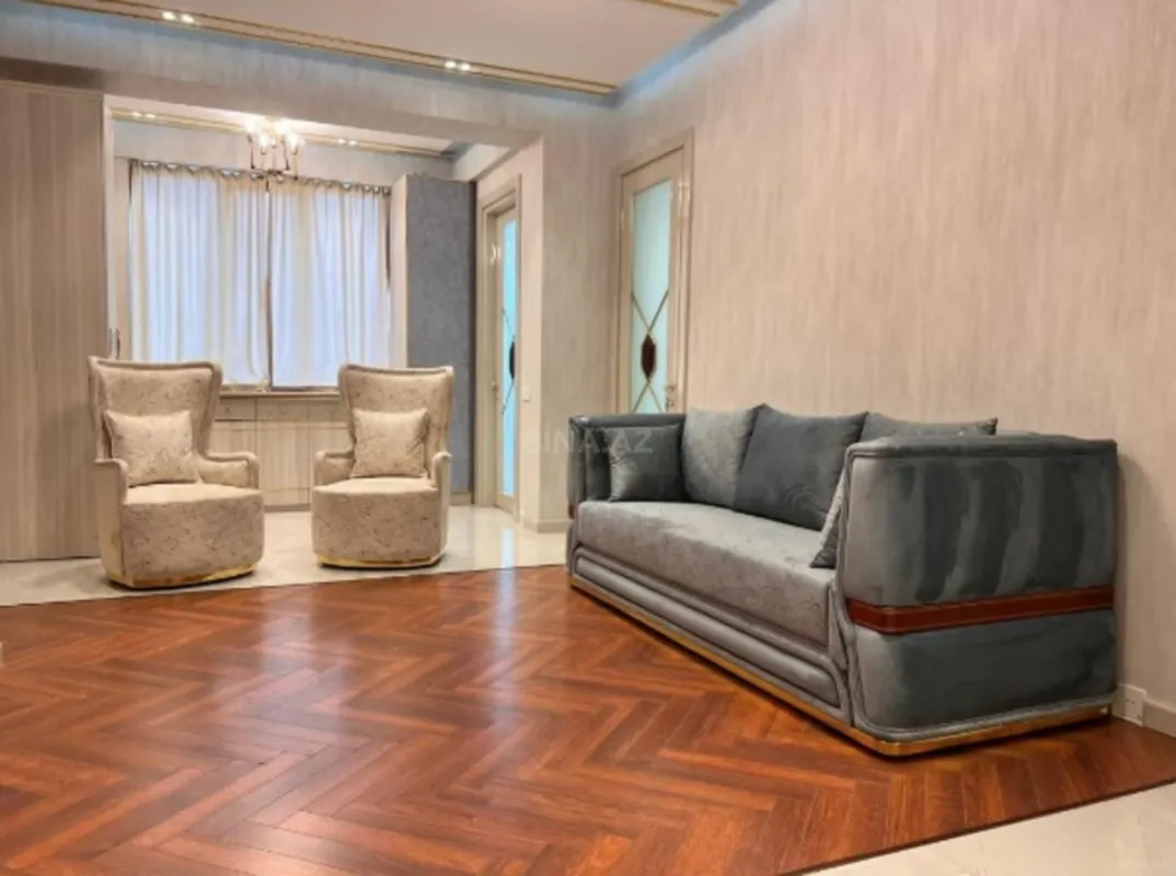Kirayə verilir 2 otaqlı mənzil 65 m²