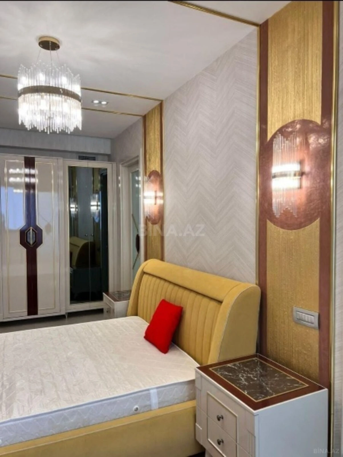 Kirayə verilir 2 otaqlı mənzil 65 m²