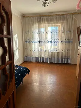 Satılır 4 otaqlı mənzil 100 m²