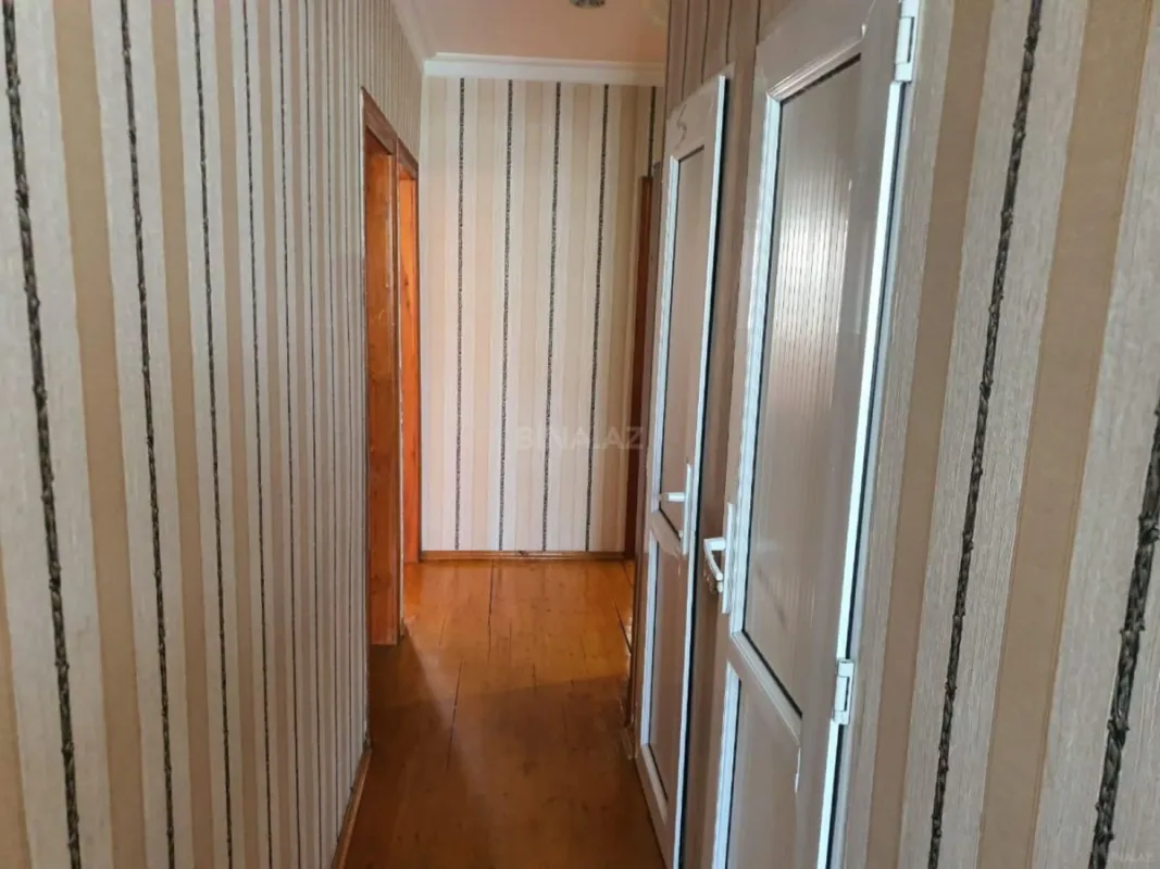 Satılır 4 otaqlı mənzil 100 m²