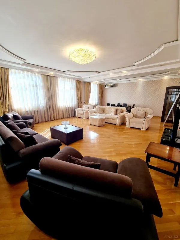 Kirayə verilir 3 otaqlı mənzil 175 m²