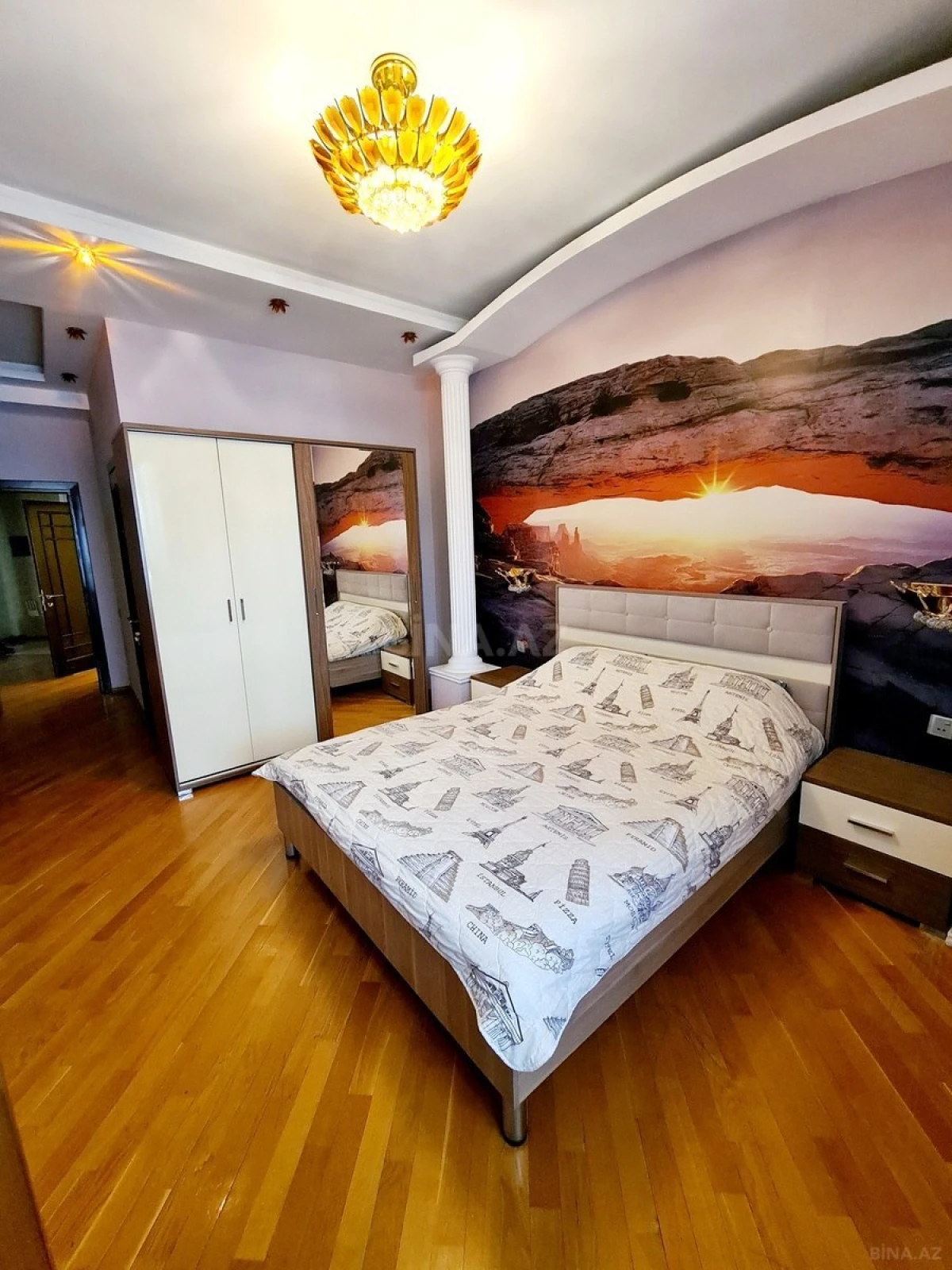 Kirayə verilir 3 otaqlı mənzil 175 m²