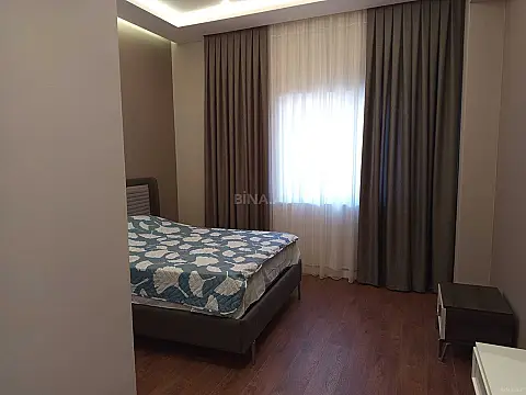 Kirayə verilir 3 otaqlı mənzil 160 m²