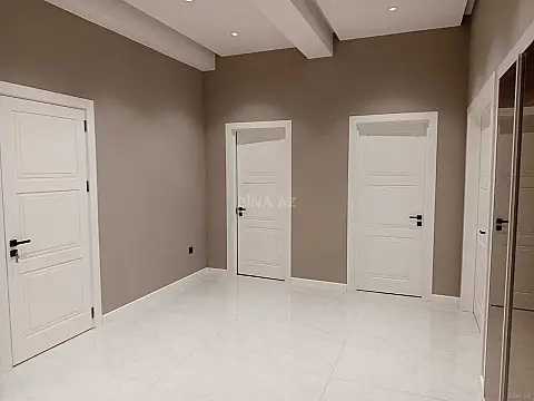 Kirayə verilir 3 otaqlı mənzil 160 m²