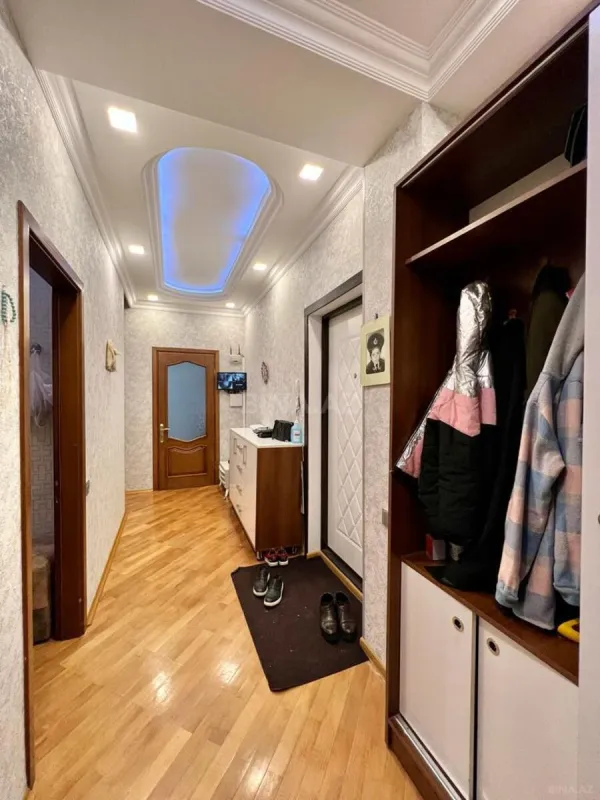 Satılır 3 otaqlı mənzil 86 m²