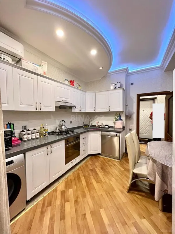 Satılır 3 otaqlı mənzil 86 m²