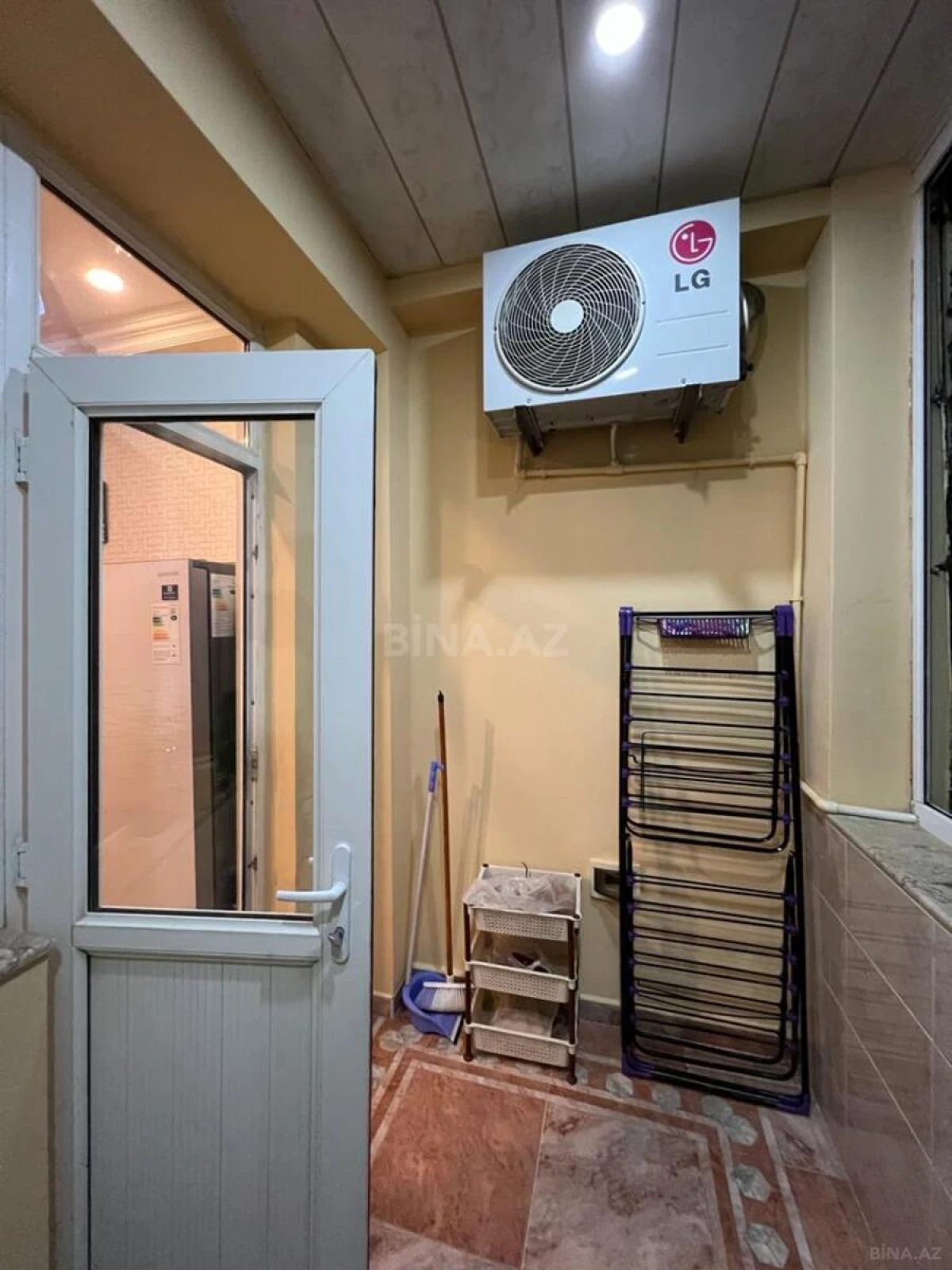 Satılır 3 otaqlı mənzil 86 m²