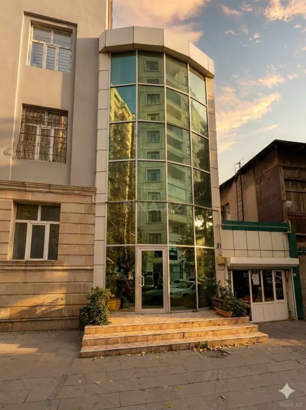 Kirayə verilir 4 otaqlı ofis 150 m²