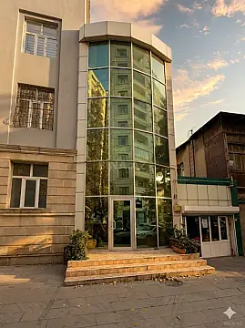 Kirayə verilir 4 otaqlı ofis 150 m² — Bakı, Nərimanov 4 otaq 150.00 m²