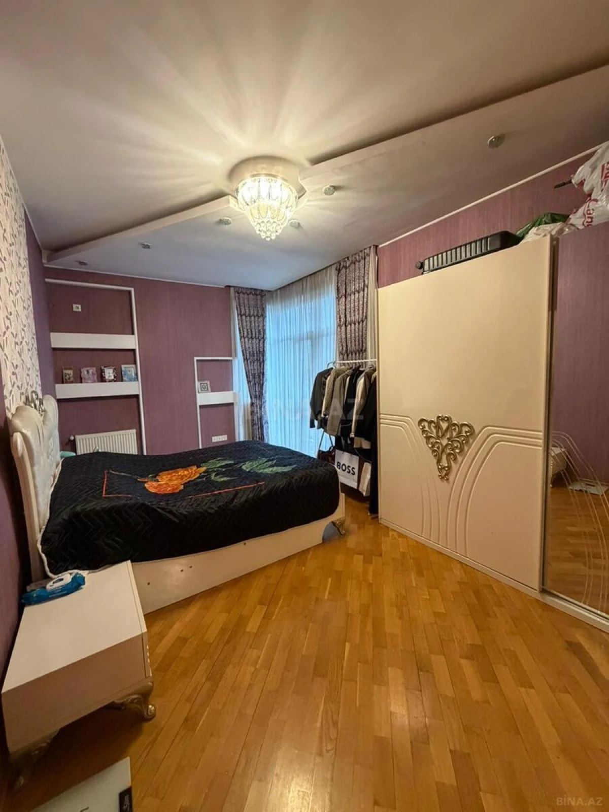 Satılır 2 otaqlı mənzil 92 m²