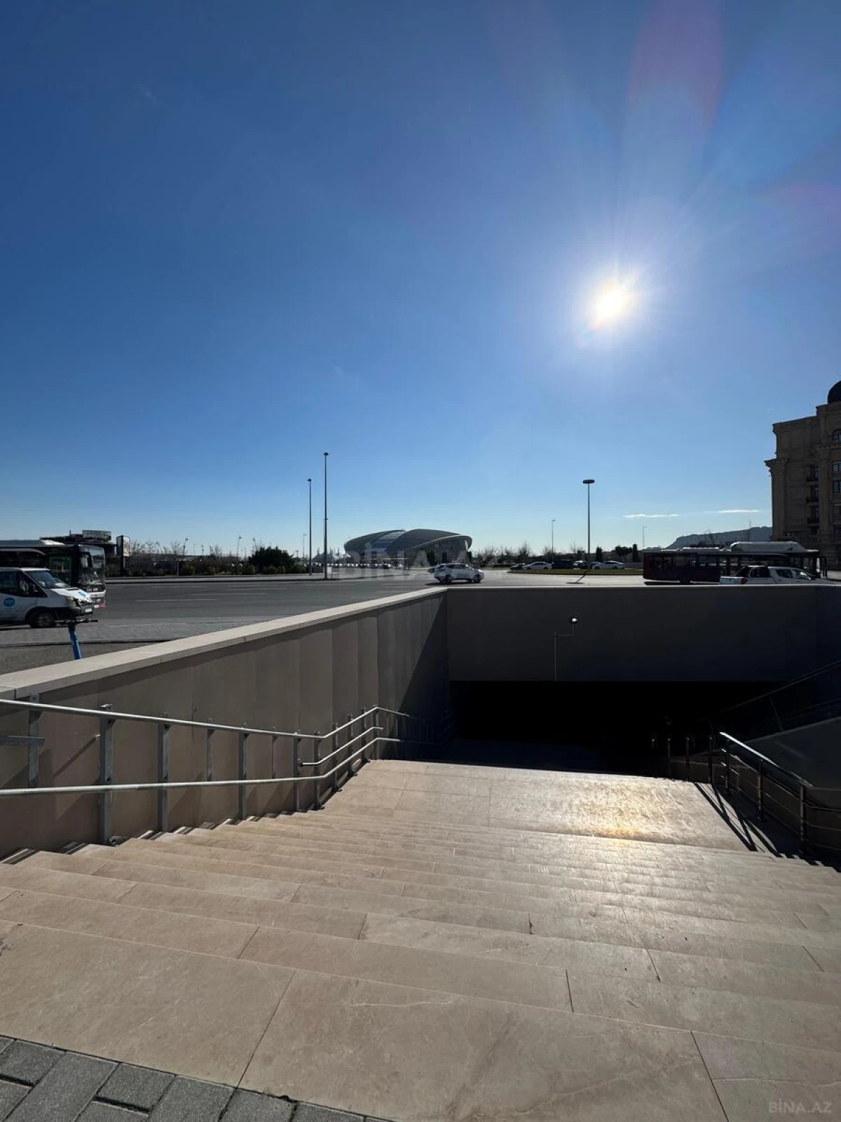 Satılır 3 otaqlı mənzil 154 m²