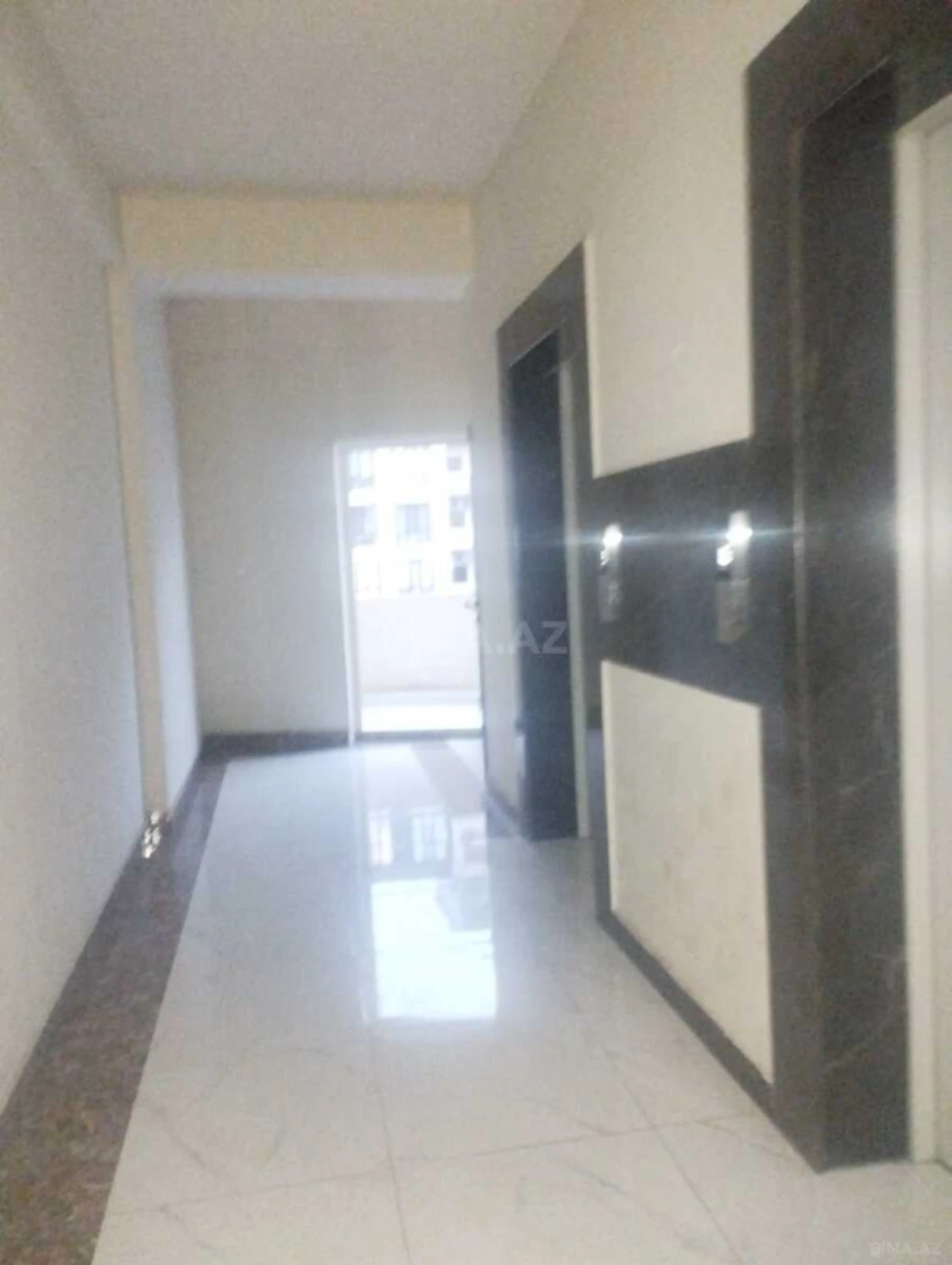 Satılır 3 otaqlı mənzil 148 m²