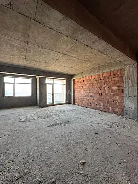 Satılır 2 otaqlı mənzil 72 m²