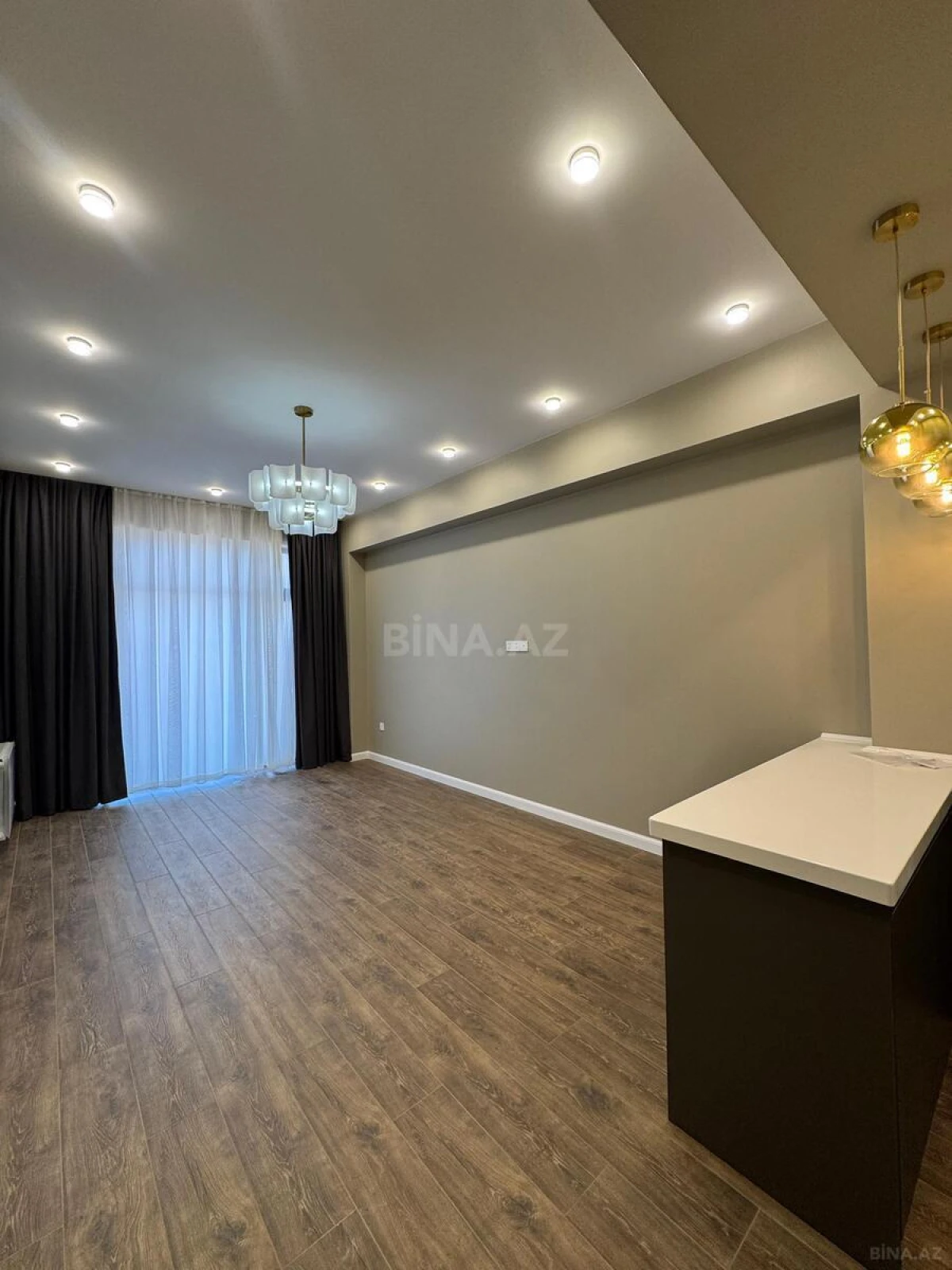 Satılır 2 otaqlı mənzil 65 m²