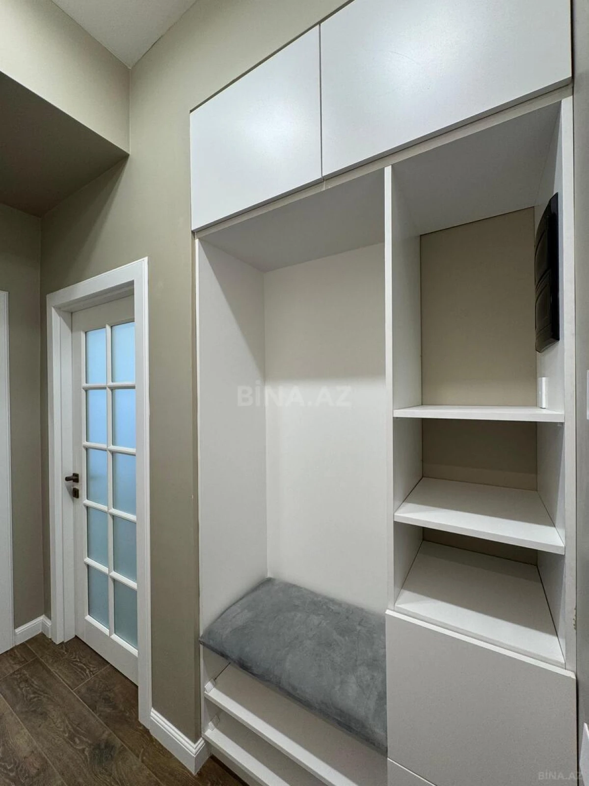 Satılır 2 otaqlı mənzil 65 m²