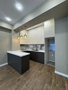 Satılır 2 otaqlı mənzil 65 m²