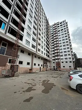 Satılır 4 otaqlı mənzil 137 m² — Bakı 4 otaq 137.00 m²