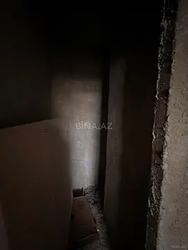 Satılır 4 otaqlı mənzil 137 m²