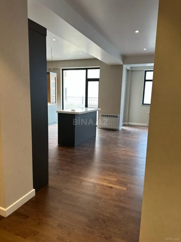 Satılır 2 otaqlı mənzil 103.4 m²