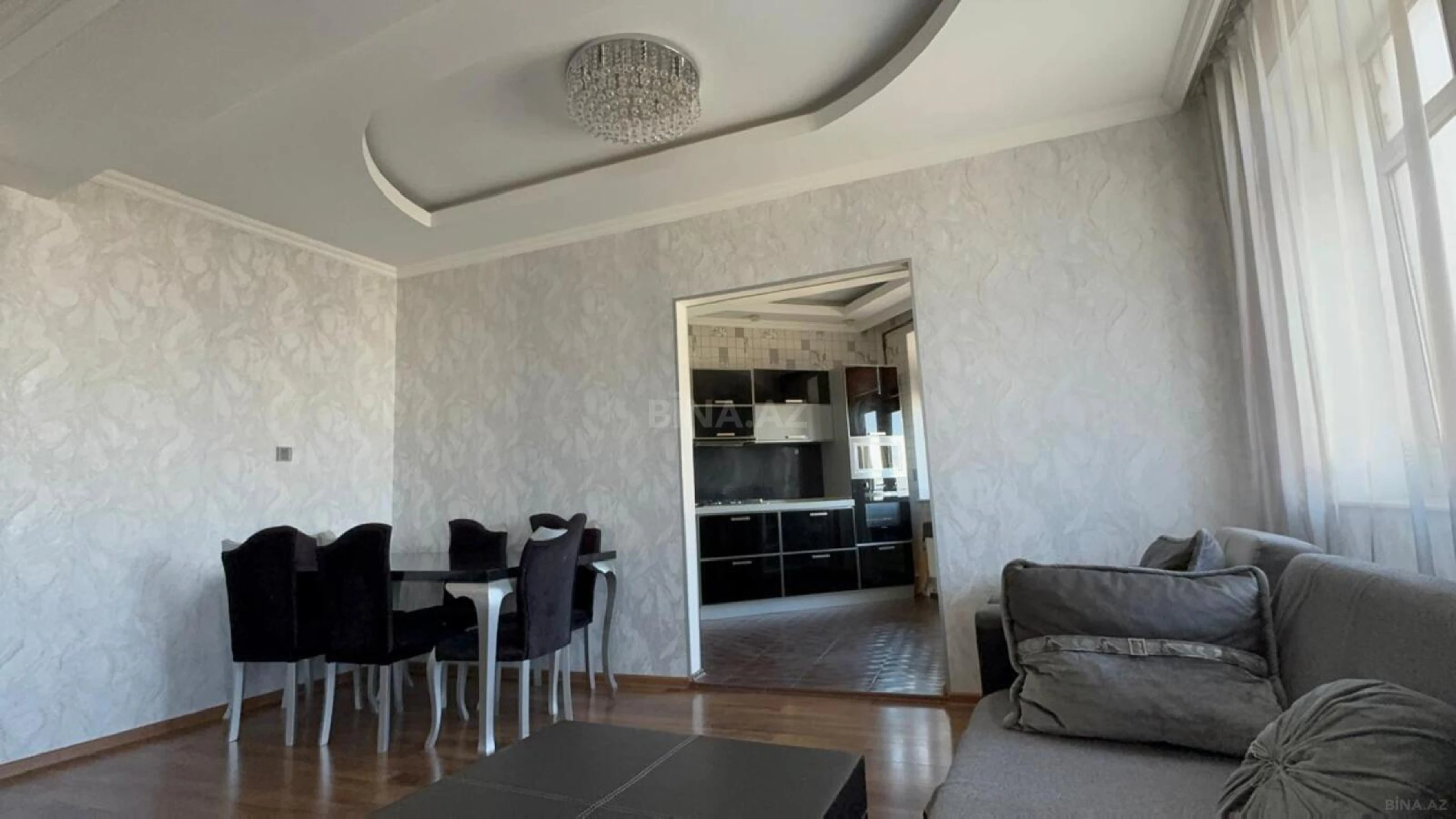 Satılır 3 otaqlı mənzil 100 m²