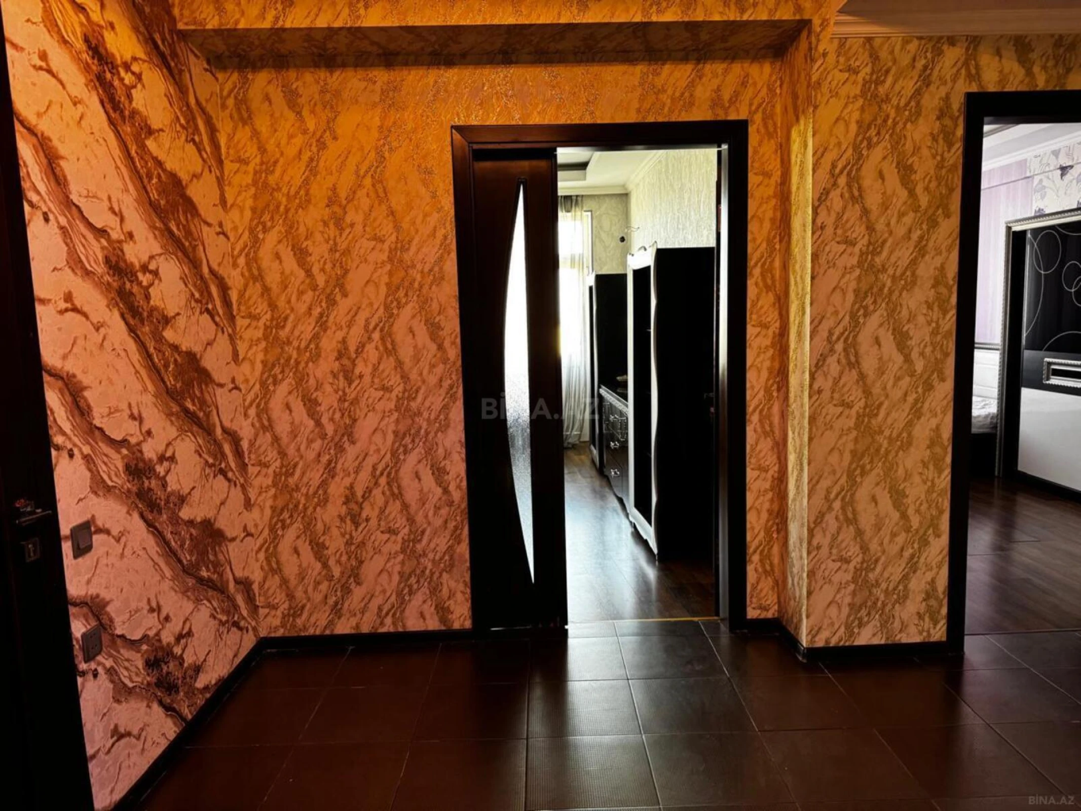 Satılır 3 otaqlı mənzil 100 m²