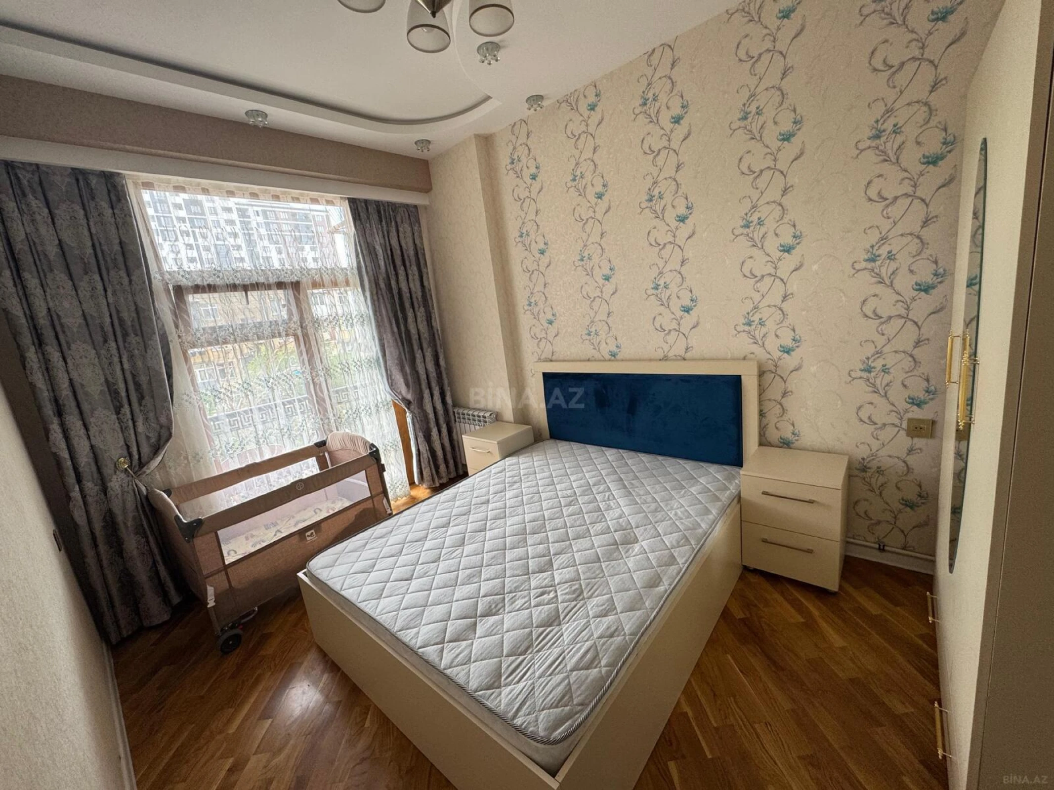 Kirayə verilir 2 otaqlı mənzil 65 m²