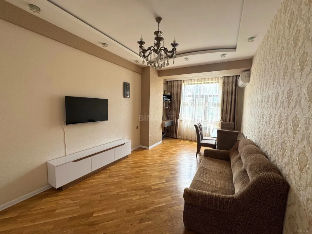 Kirayə verilir 2 otaqlı mənzil 65 m²
