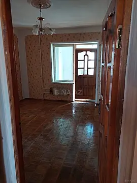 Satılır 4 otaqlı mənzil 115 m²